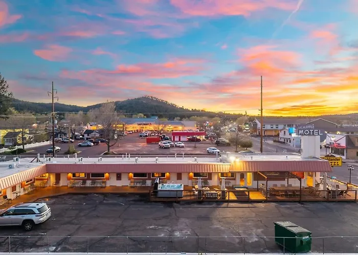 Hotel Highlander 12 Route 66 Escape