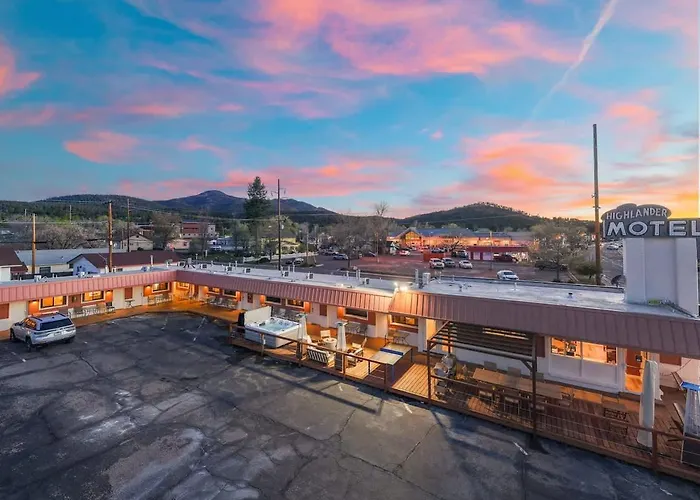 Highlander 12 Route 66 Escape Hotel *